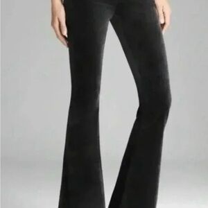 Women's Black Boot Cut flare Jeans . Colduroy size 28
